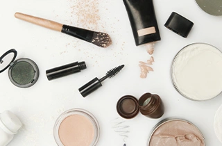 Make-up Produkte für dekorative Damenkosmetik