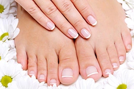 Nagelpflege für schöne Finger- und Fußnägel